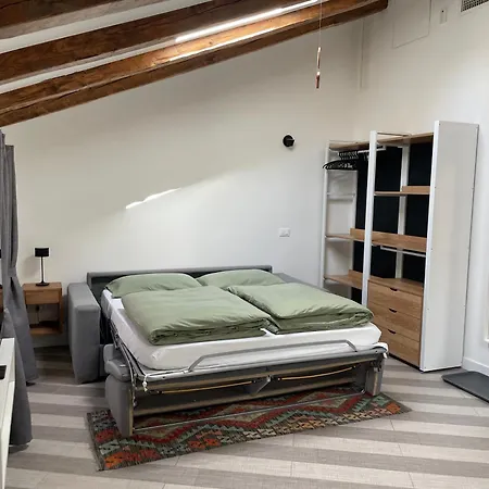 2ndhome 503 * 的里雅斯特